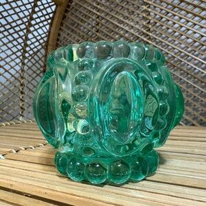 ⭐️ Free With Bundle Purchase Of 2+ Items! Gorgeous Green Glass Candle Holder
